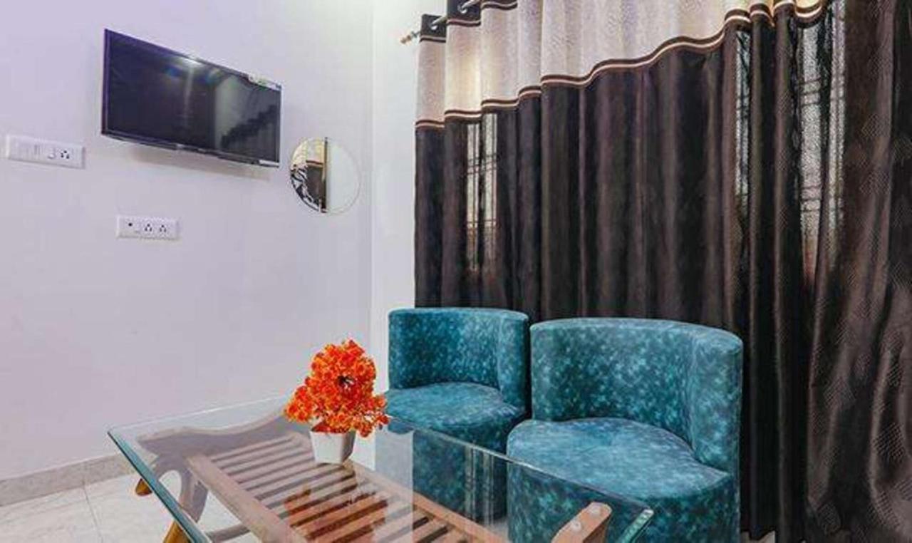 Hotel FabExpress SS Grand Banthra Sikandarpur Exterior foto